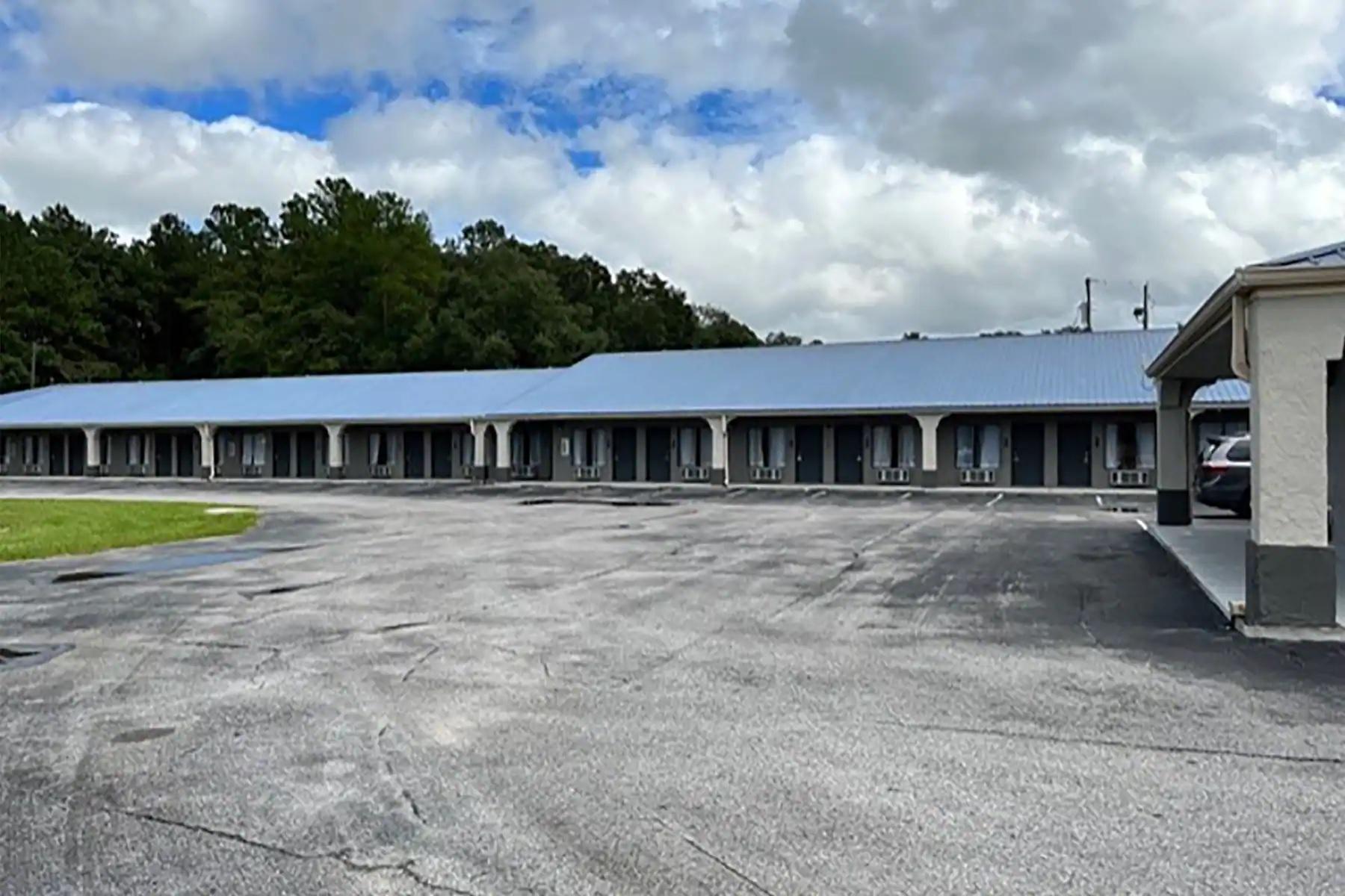 Days Inn By Wyndham Defuniak Springs Exteriör bild